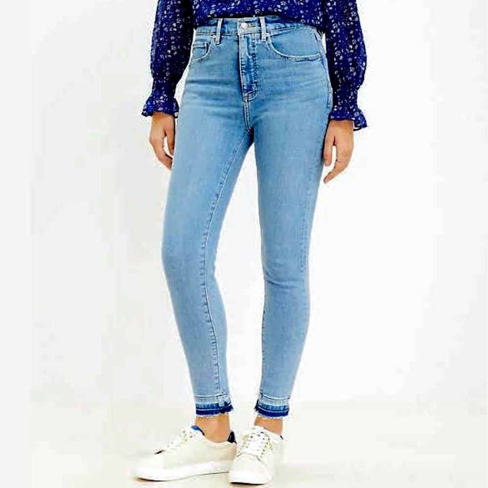 Loft Curvy Skinny Jeans with Frayed Legs